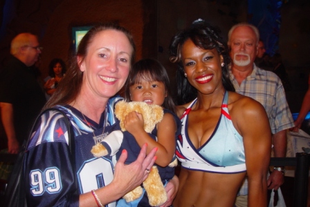 Kasen and Mommy with Titans cheerleader